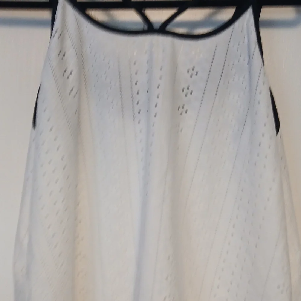 NWOT Black and White Eyelit Camisole Tank Top - Picture 5 of 7